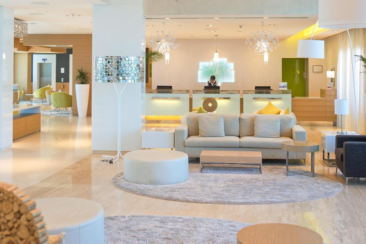 Holiday Inn Muscat Alseeb By Ihg מראה חיצוני תמונה