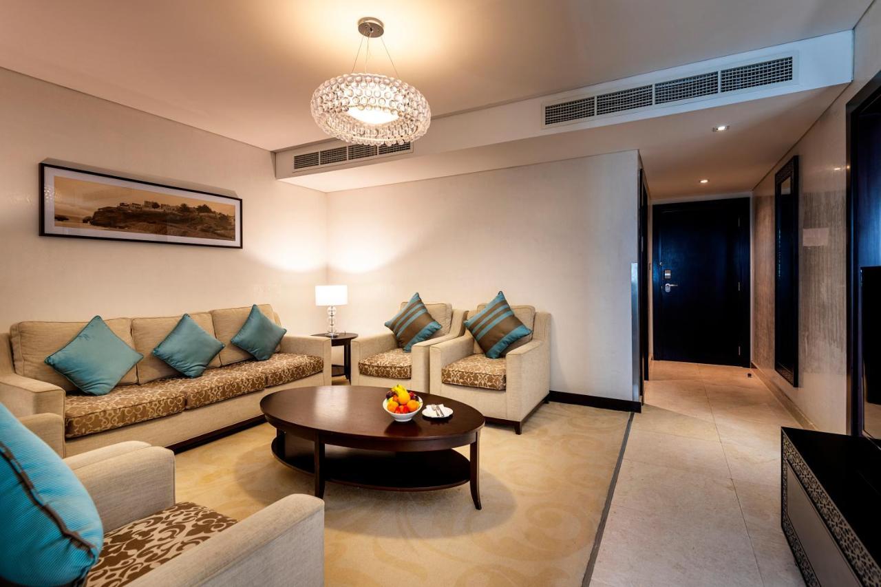 Holiday Inn Muscat Alseeb By Ihg מראה חיצוני תמונה