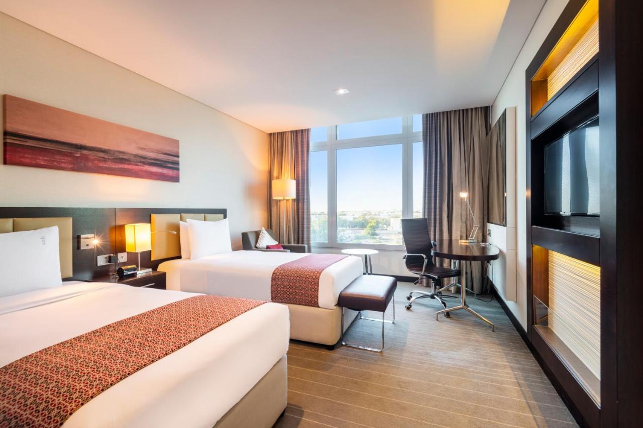 Holiday Inn Muscat Alseeb By Ihg חדר תמונה