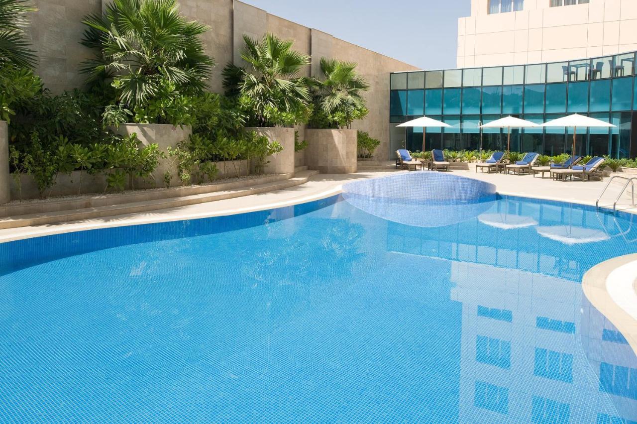 Holiday Inn Muscat Alseeb By Ihg מראה חיצוני תמונה