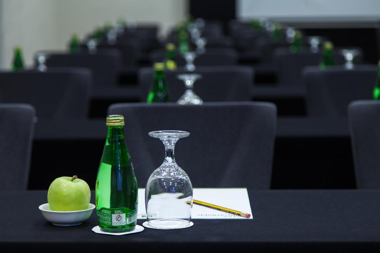 Holiday Inn Muscat Alseeb By Ihg מראה חיצוני תמונה